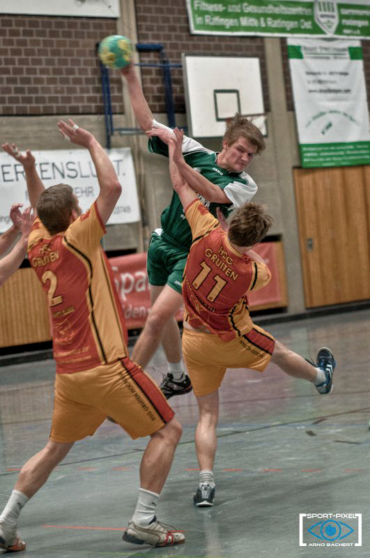 Ein Team – ein Kantersieg | TVR 3 fegt Hochdahl aus der Halle