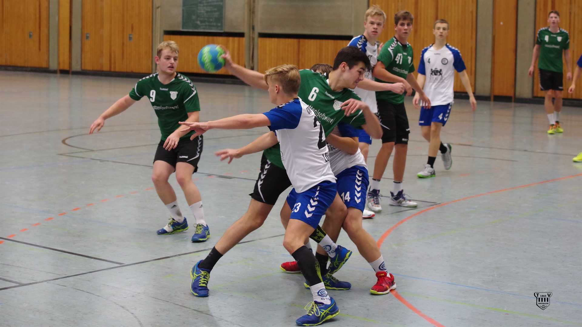 mA2-Jugend schlägt sich selbst im Heimspiel gegen die A1 vom Cronenberger TG