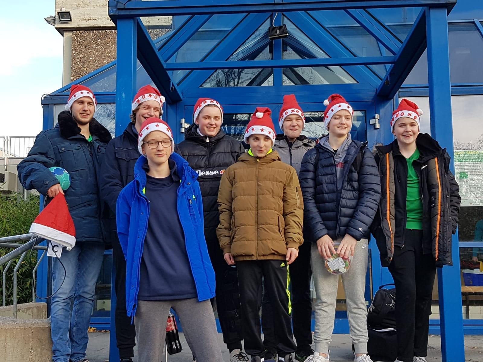 Die C1 wünscht als Tabellenführer „Frohe Weihnachten“