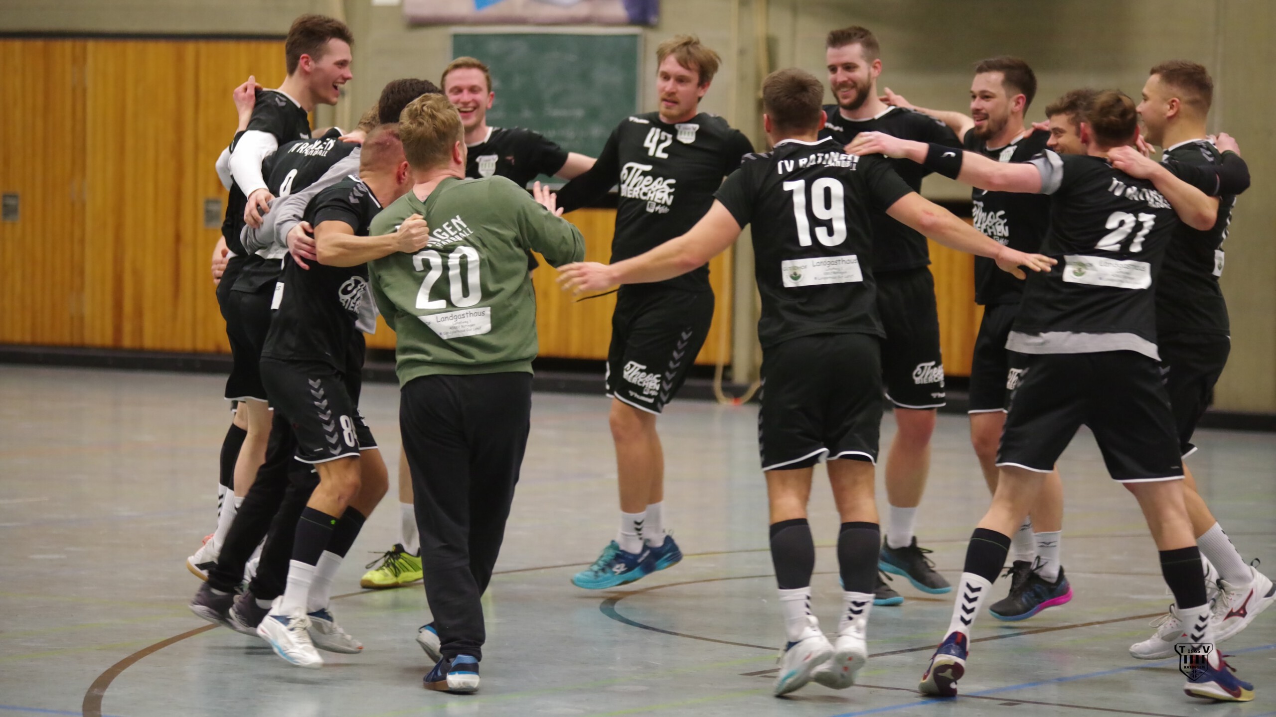 1. Herren mit Sieg im Lokalderby
