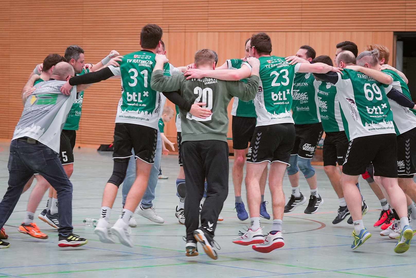 Zweite gewinnt Spitzenspiel gegen Meerbusch